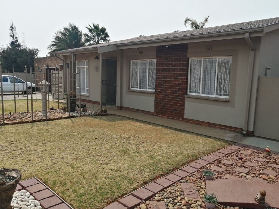 3 Bedroom Property for Sale in Edelweiss Gauteng