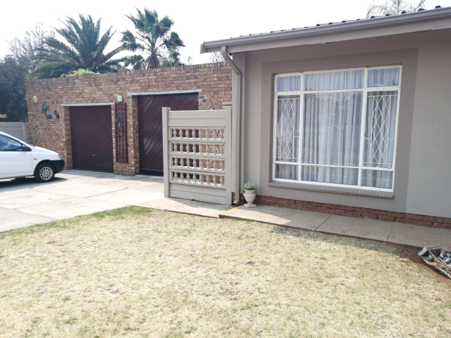 3 Bedroom Property for Sale in Edelweiss Gauteng