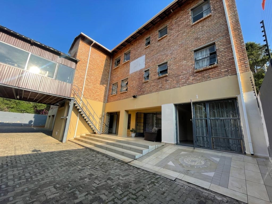 To Let 2 Bedroom Property for Rent in Cresta Gauteng