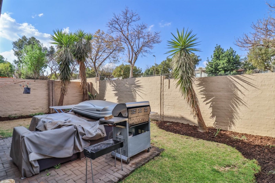 2 Bedroom Property for Sale in Halfway Gardens Gauteng