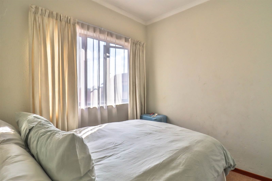 2 Bedroom Property for Sale in Halfway Gardens Gauteng