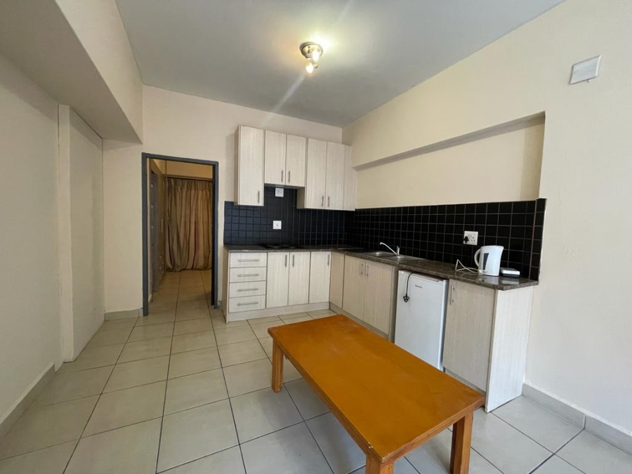 To Let 1 Bedroom Property for Rent in Cresta Gauteng