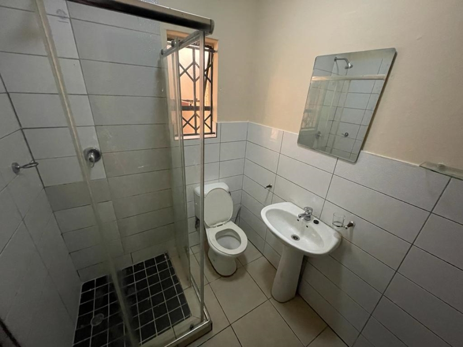 To Let 1 Bedroom Property for Rent in Cresta Gauteng