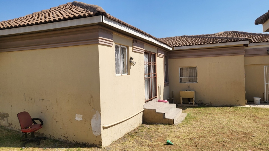 3 Bedroom Property for Sale in Cosmo City Gauteng