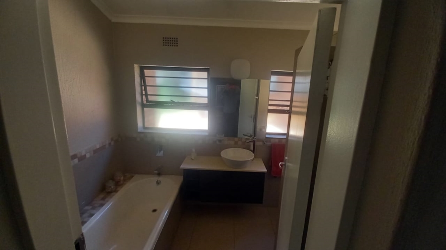 4 Bedroom Property for Sale in Bedfordview Gauteng