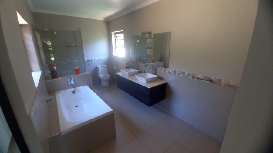 4 Bedroom Property for Sale in Bedfordview Gauteng