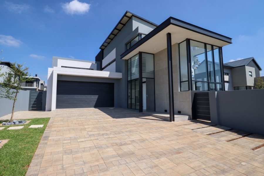 4 Bedroom Property for Sale in Midstream Ridge Gauteng