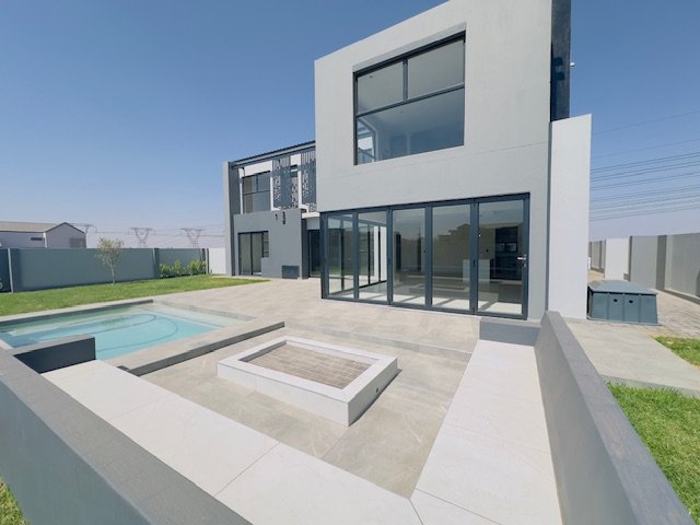 4 Bedroom Property for Sale in Midstream Heights Gauteng