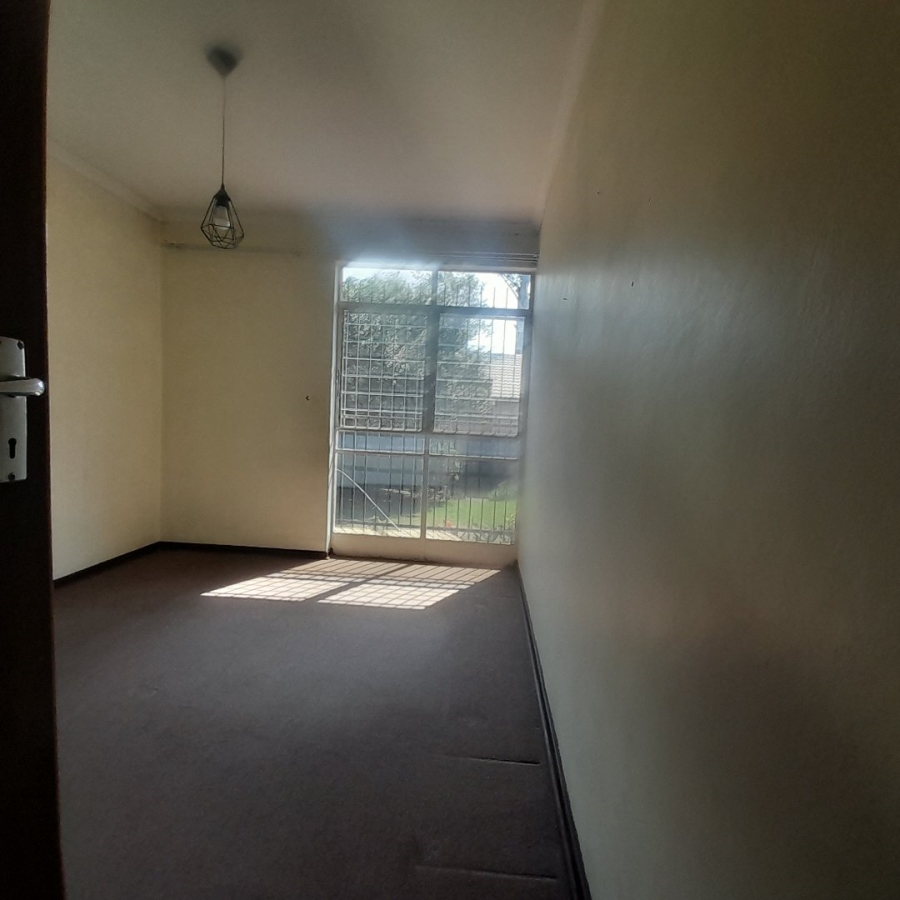 3 Bedroom Property for Sale in Florauna Gauteng