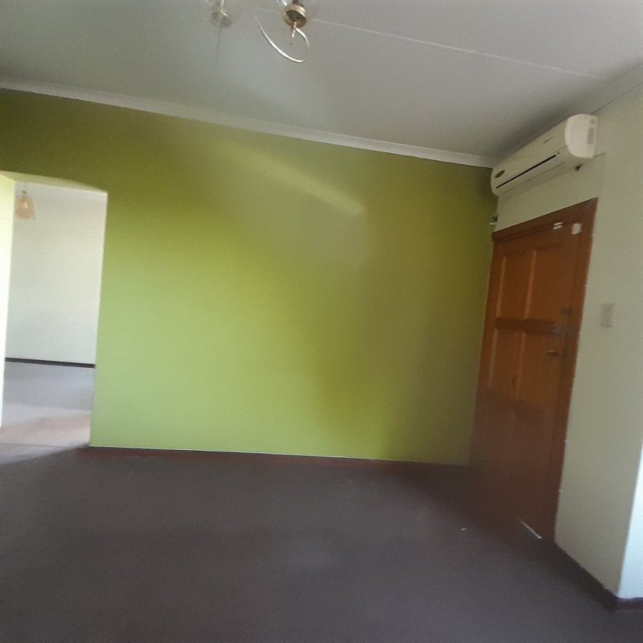 3 Bedroom Property for Sale in Florauna Gauteng