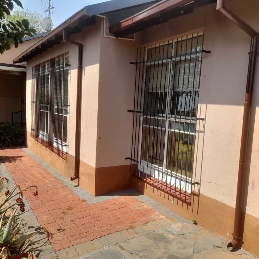 3 Bedroom Property for Sale in Florauna Gauteng