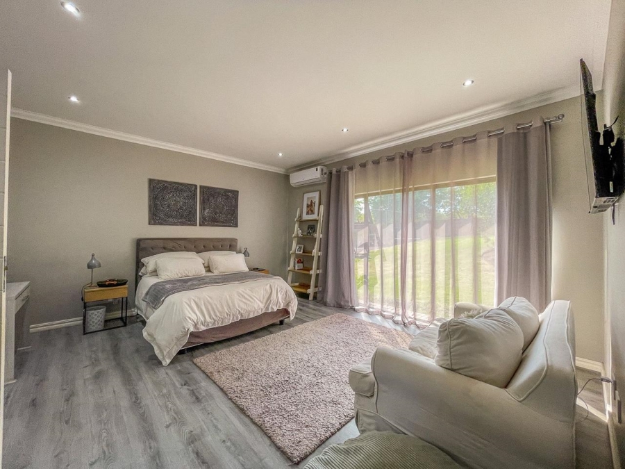 6 Bedroom Property for Sale in Randjesfontein A H Gauteng