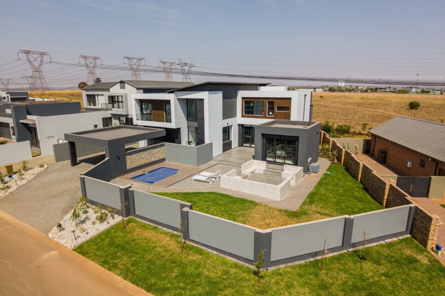 4 Bedroom Property for Sale in Midstream Heights Gauteng