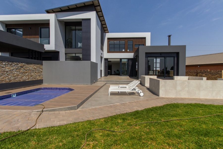 4 Bedroom Property for Sale in Midstream Heights Gauteng