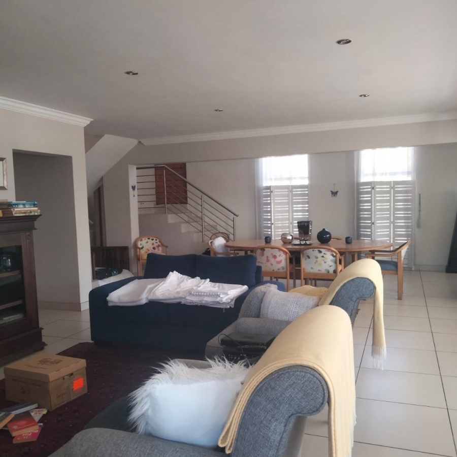 4 Bedroom Property for Sale in Eldo View Gauteng