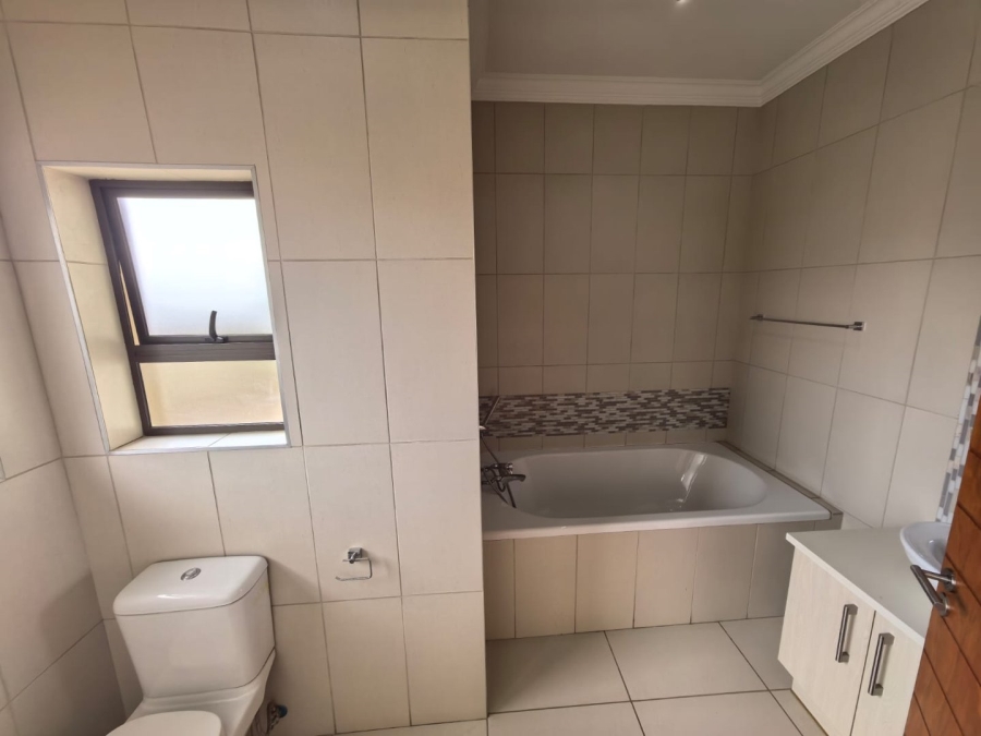 4 Bedroom Property for Sale in Eldo View Gauteng