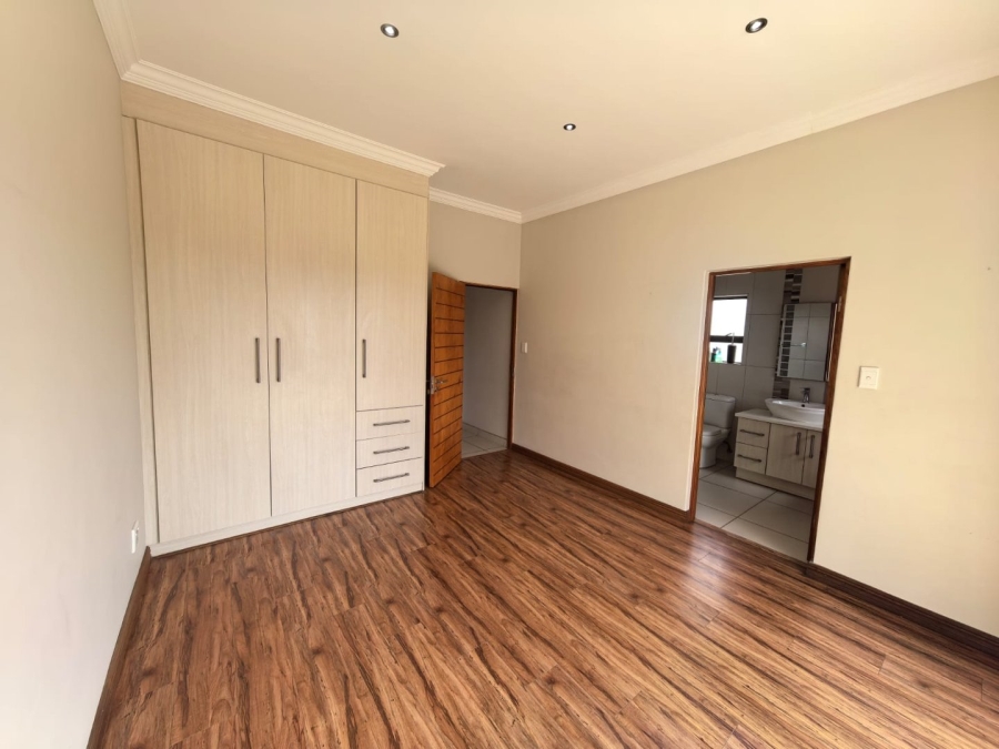 4 Bedroom Property for Sale in Eldo View Gauteng