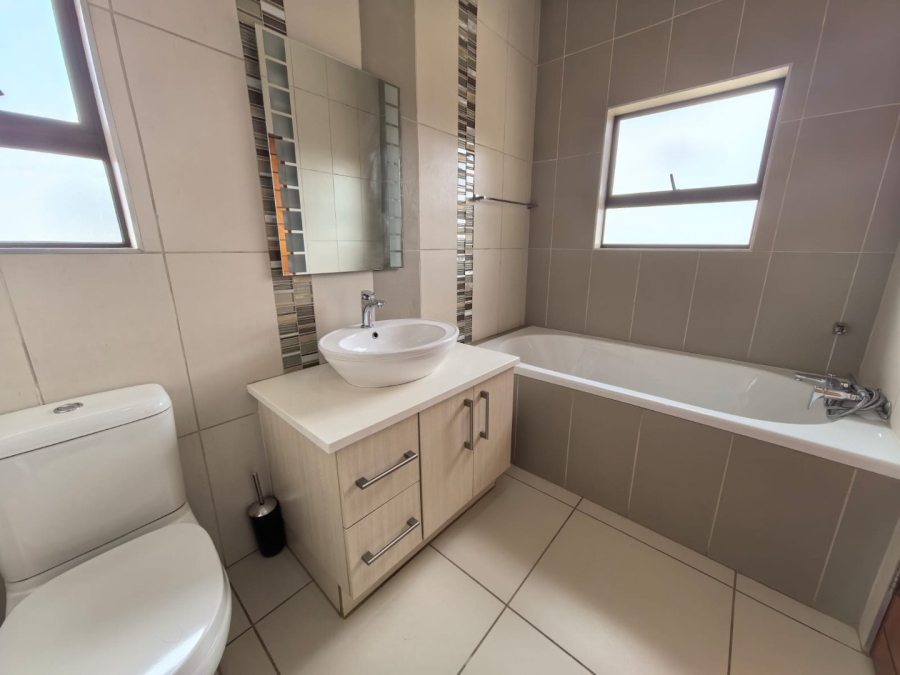 4 Bedroom Property for Sale in Eldo View Gauteng