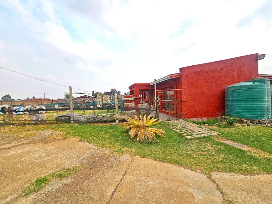 5 Bedroom Property for Sale in Endicott Gauteng