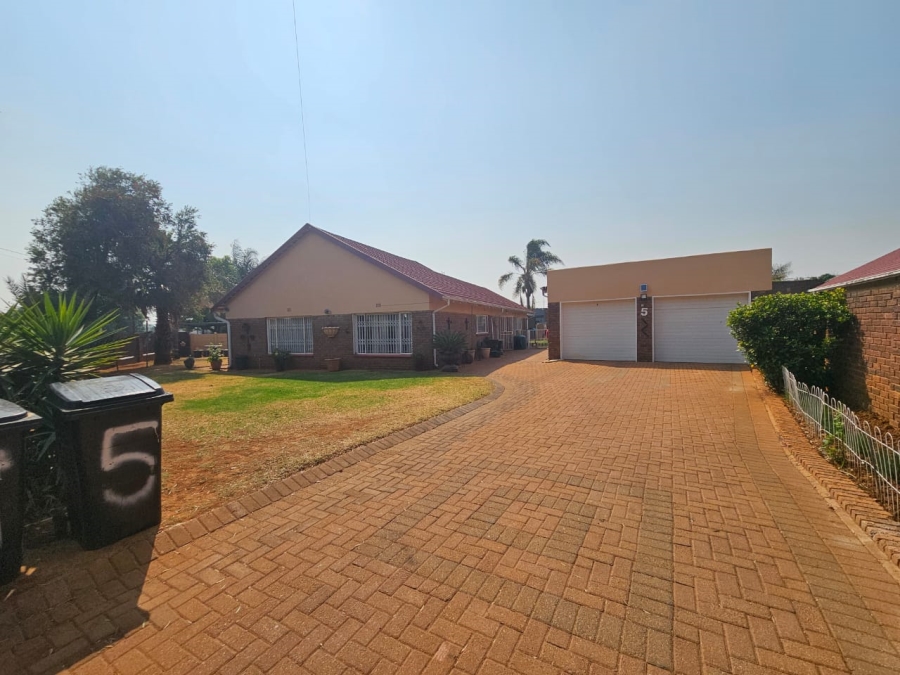 4 Bedroom Property for Sale in Culemborg Park Gauteng