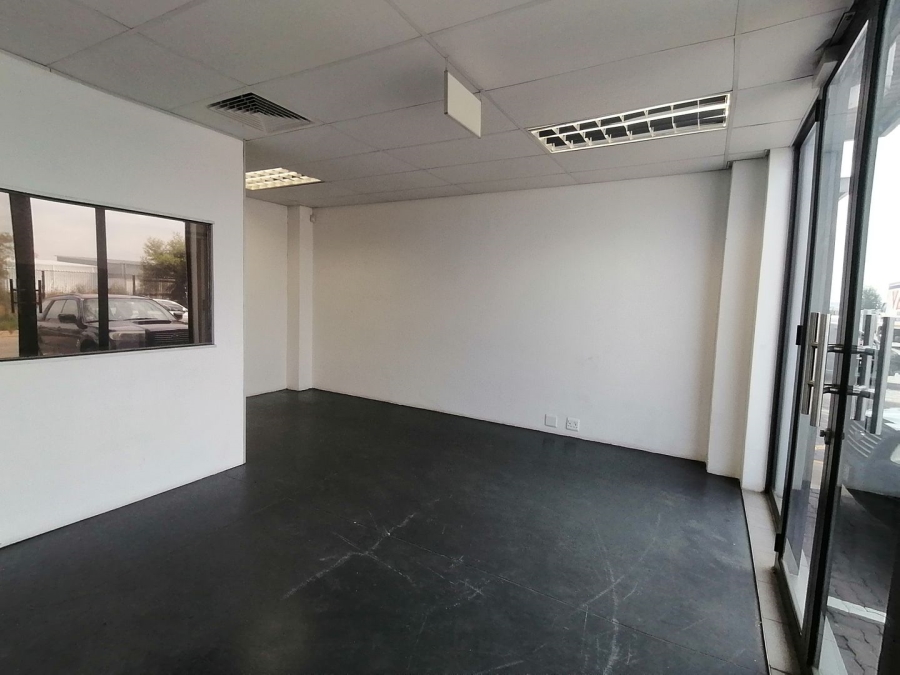 To Let commercial Property for Rent in Longlake Gauteng