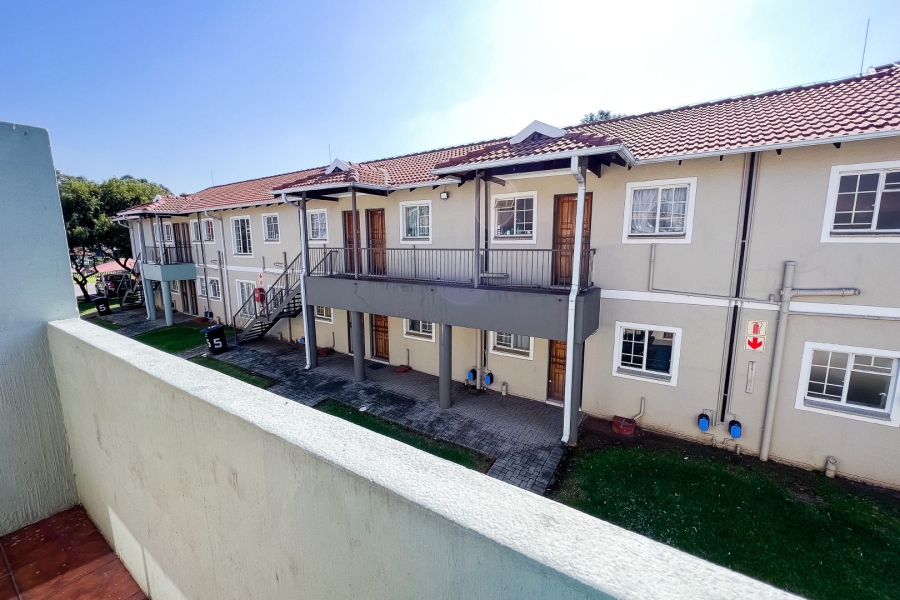 To Let 1 Bedroom Property for Rent in Comet Gauteng