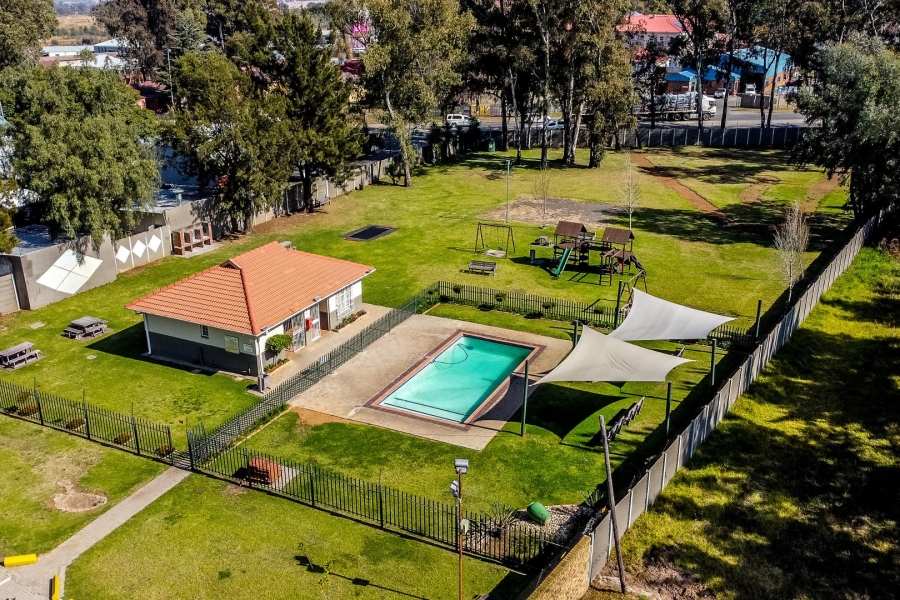 To Let 1 Bedroom Property for Rent in Comet Gauteng