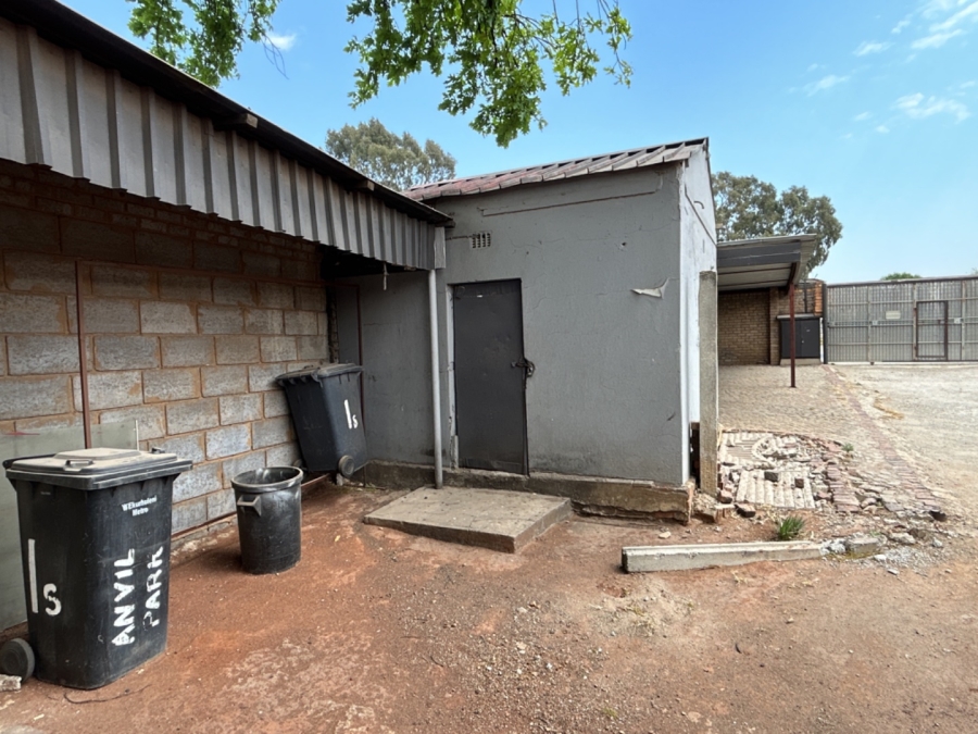 To Let 3 Bedroom Property for Rent in Anderbolt Gauteng