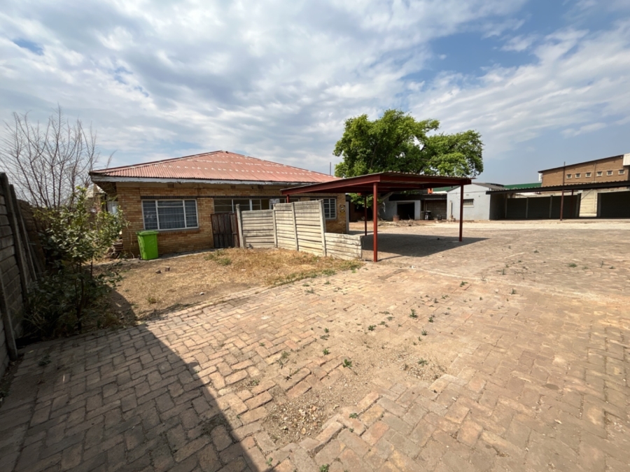 To Let 3 Bedroom Property for Rent in Anderbolt Gauteng