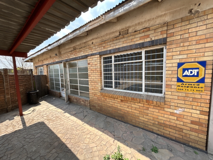 To Let 3 Bedroom Property for Rent in Anderbolt Gauteng