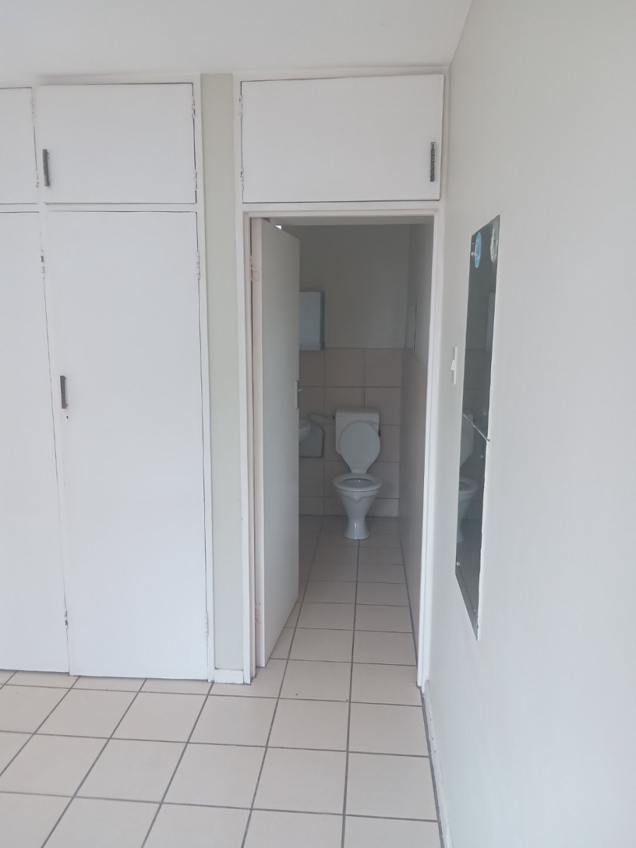 To Let 1 Bedroom Property for Rent in Pretoria Central Gauteng