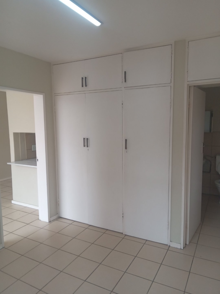 To Let 1 Bedroom Property for Rent in Pretoria Central Gauteng