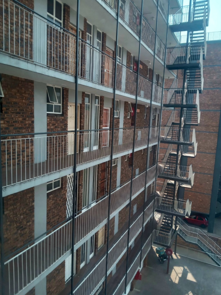 To Let 1 Bedroom Property for Rent in Pretoria Central Gauteng