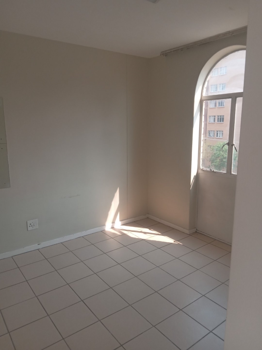 To Let 1 Bedroom Property for Rent in Pretoria Central Gauteng