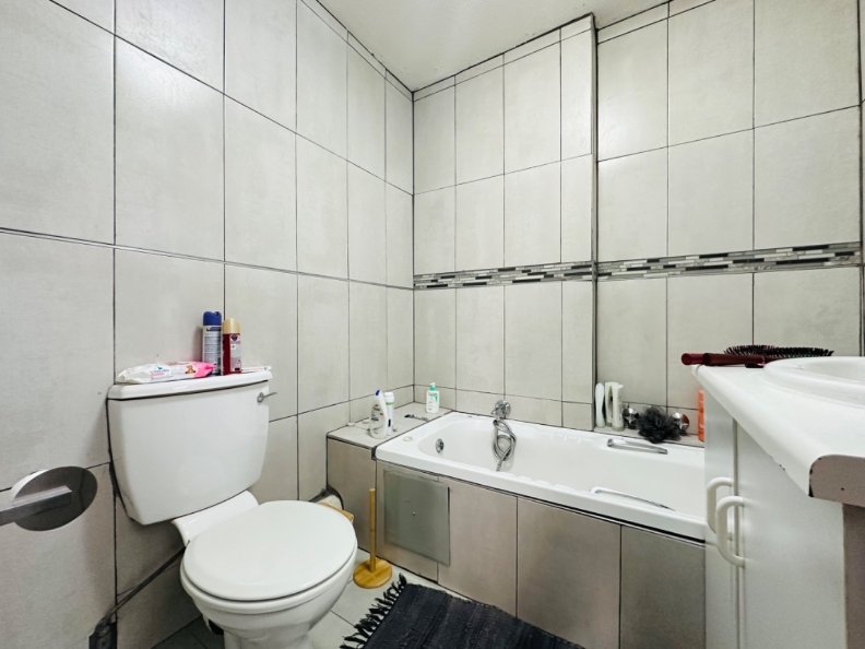 2 Bedroom Property for Sale in Sandton Central Gauteng