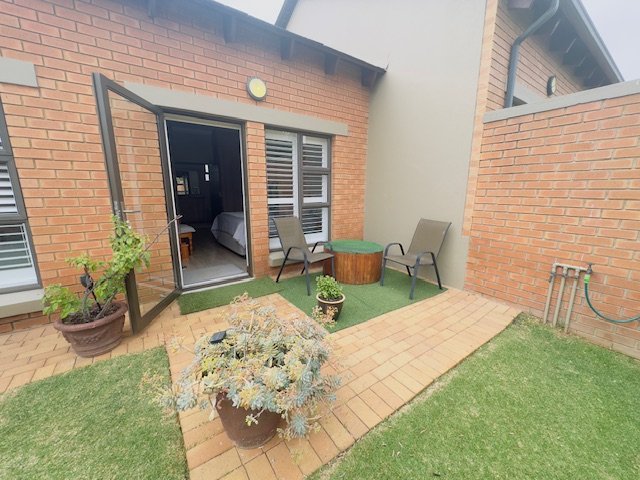 2 Bedroom Property for Sale in Retire at Midstream Gauteng