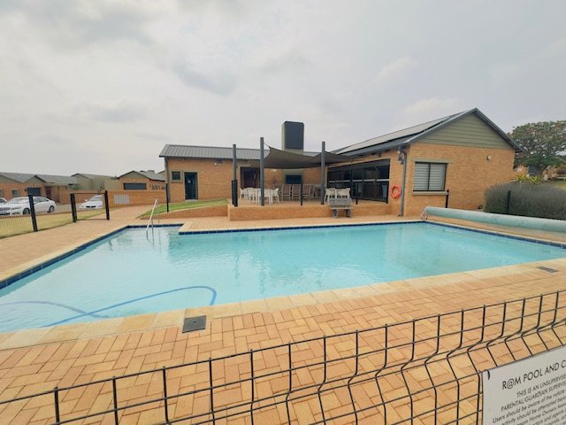 2 Bedroom Property for Sale in Retire at Midstream Gauteng