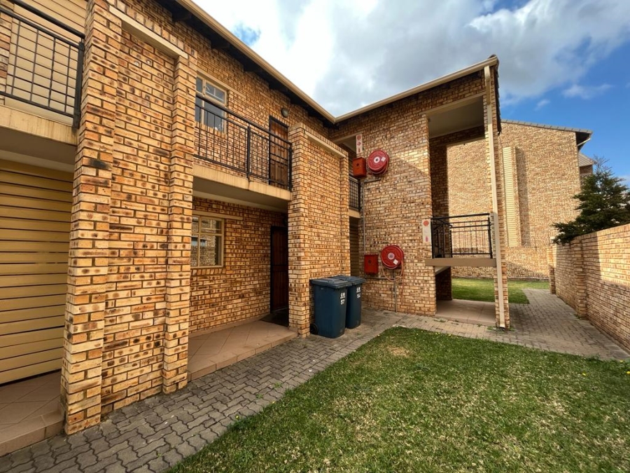 To Let 2 Bedroom Property for Rent in Celtisdal Gauteng