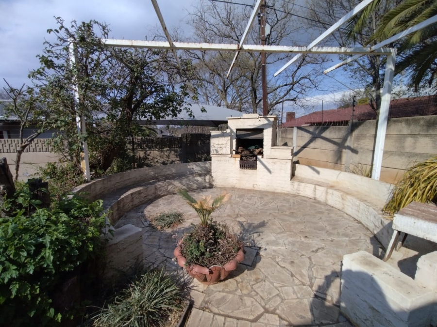 To Let 3 Bedroom Property for Rent in Edenvale Central Gauteng