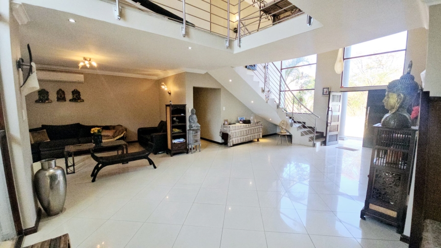 To Let 6 Bedroom Property for Rent in Stone Ridge Gauteng