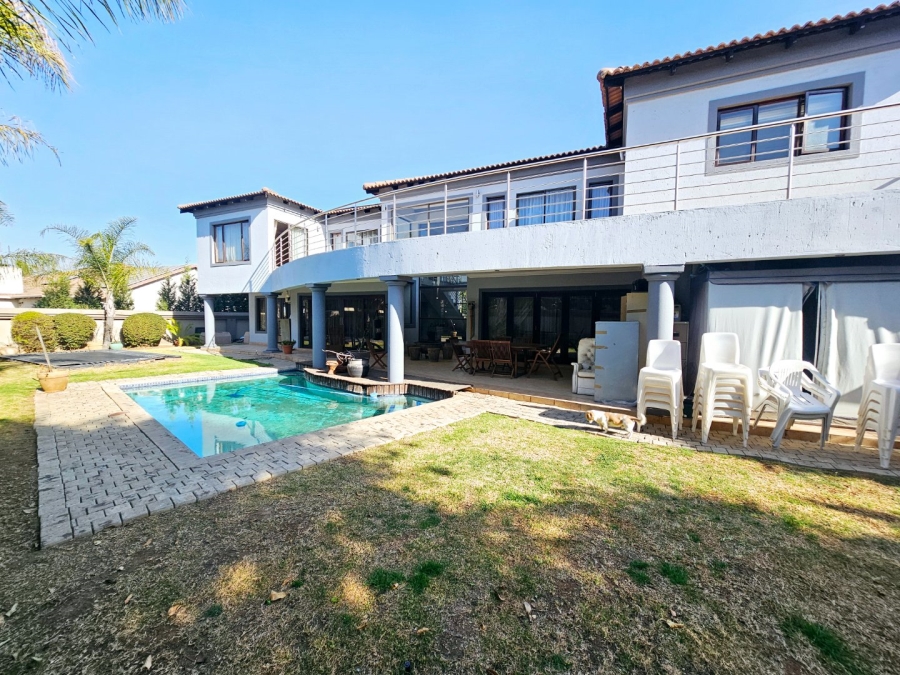 To Let 6 Bedroom Property for Rent in Stone Ridge Gauteng