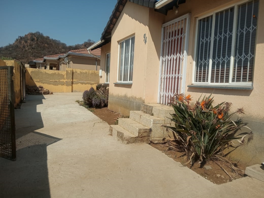 To Let 3 Bedroom Property for Rent in Meredale Gauteng