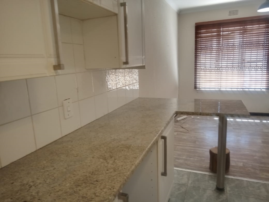 To Let 3 Bedroom Property for Rent in Meredale Gauteng