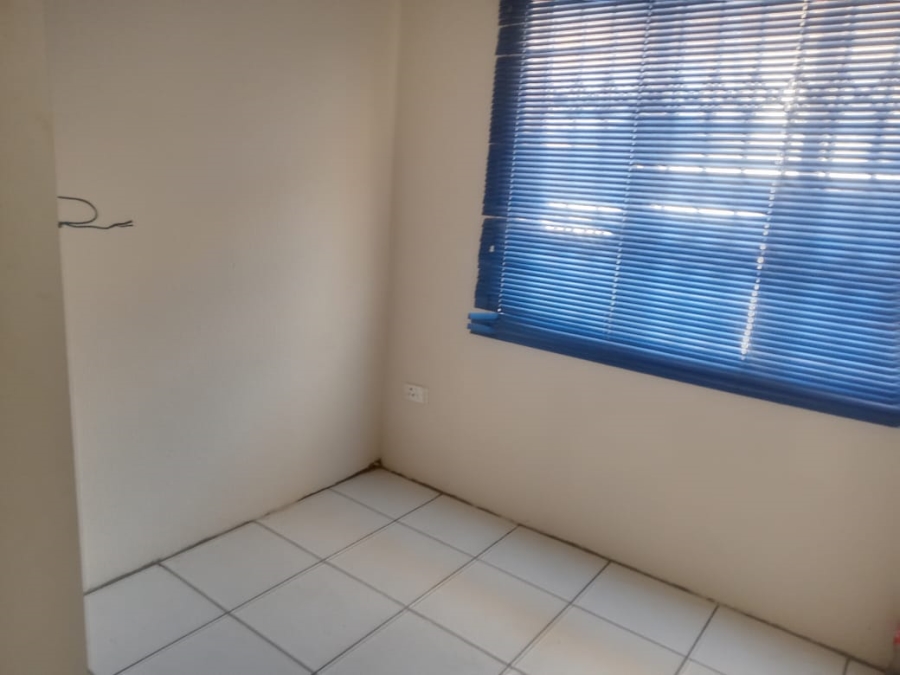 To Let 3 Bedroom Property for Rent in Meredale Gauteng