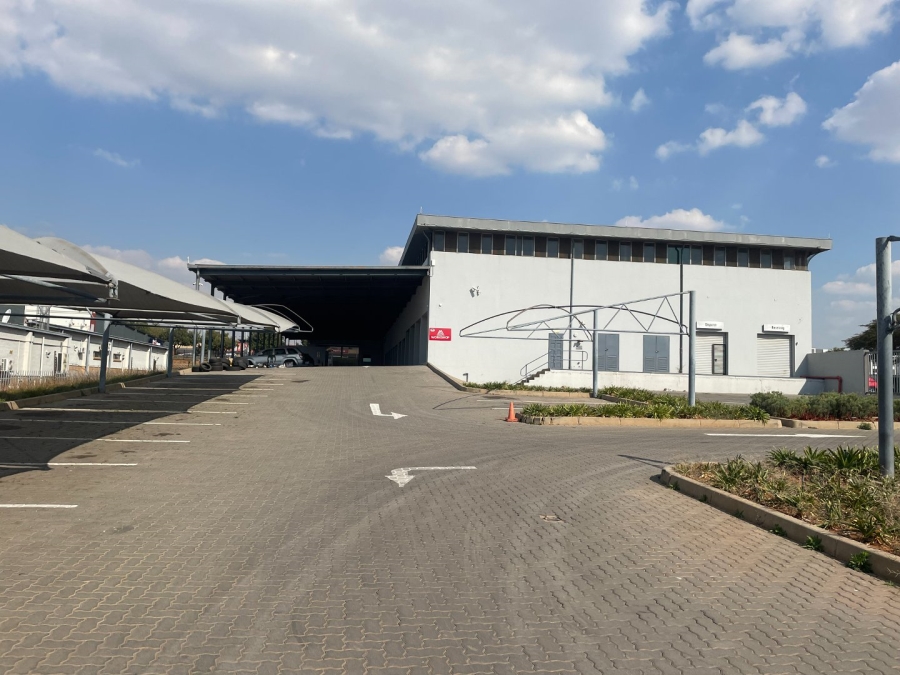 To Let commercial Property for Rent in Midridge Park Gauteng