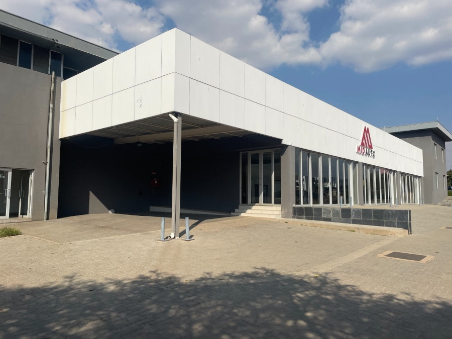 To Let commercial Property for Rent in Midridge Park Gauteng