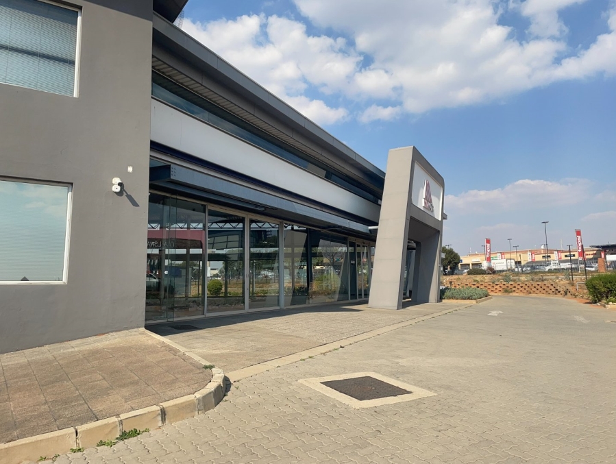 To Let commercial Property for Rent in Midridge Park Gauteng