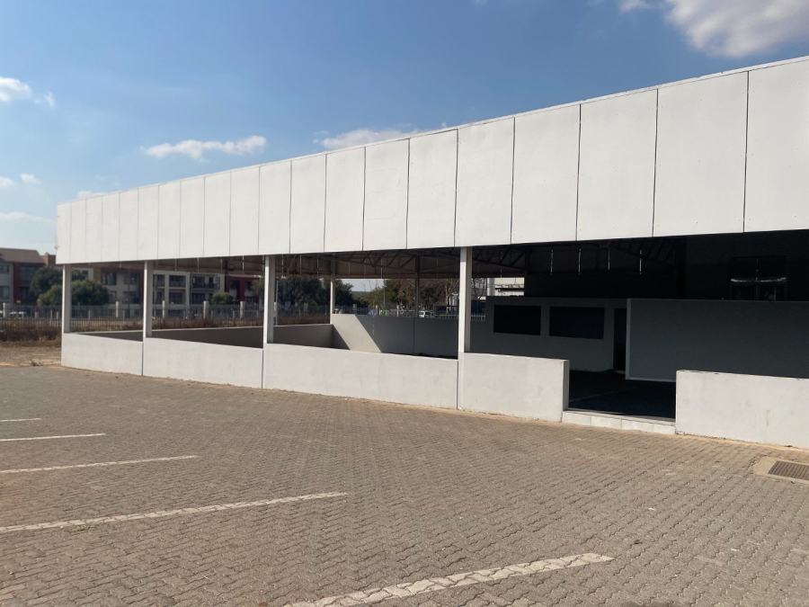 To Let commercial Property for Rent in Midridge Park Gauteng