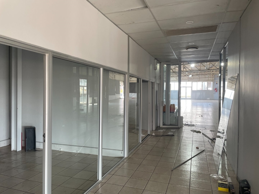 To Let commercial Property for Rent in Midridge Park Gauteng