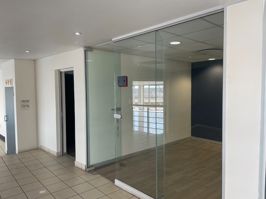 To Let commercial Property for Rent in Midridge Park Gauteng